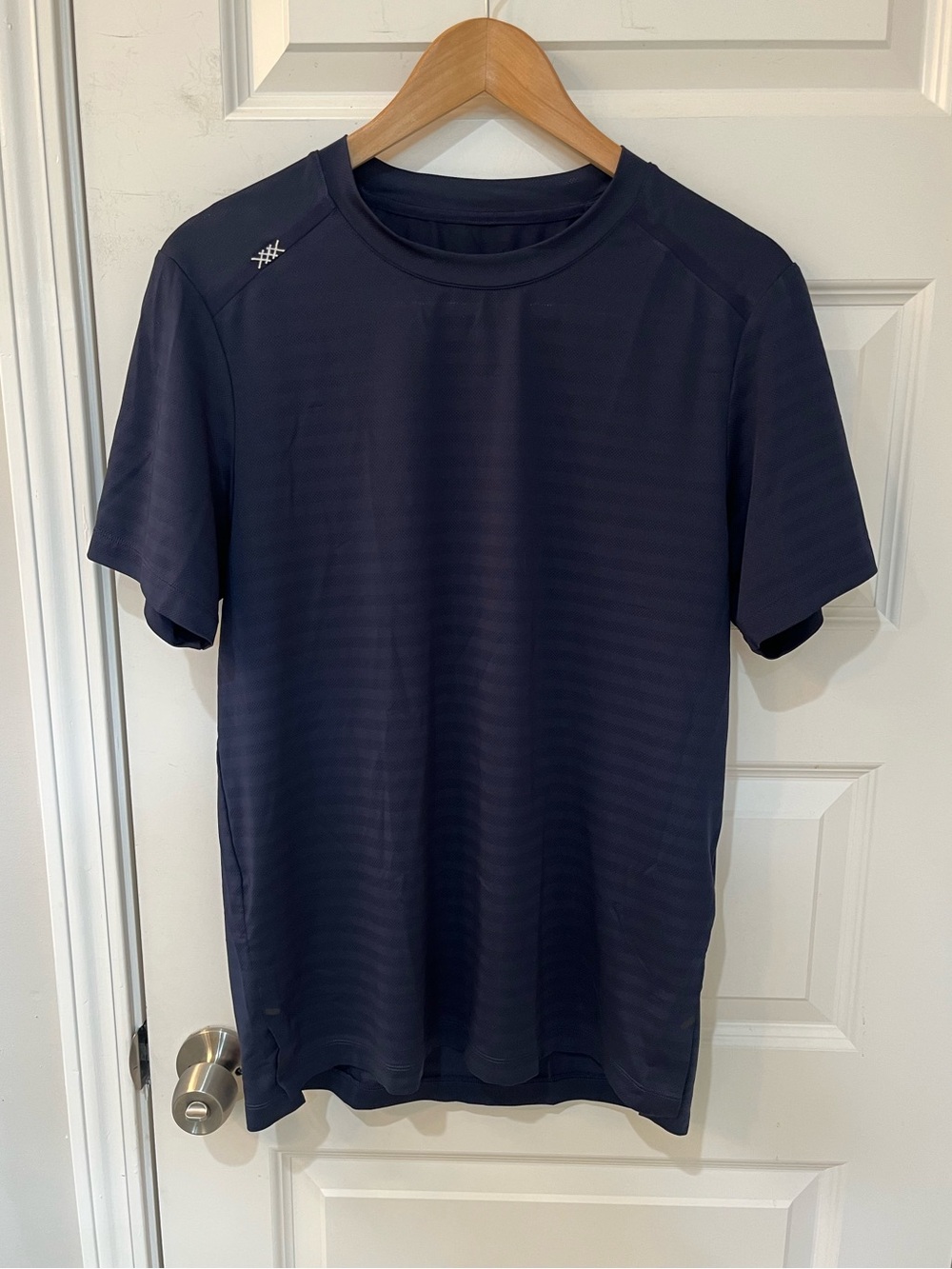 Rhone Swift Short Sleeve Running Training Shirt Mens Navy Blue Lightweight Sz. M